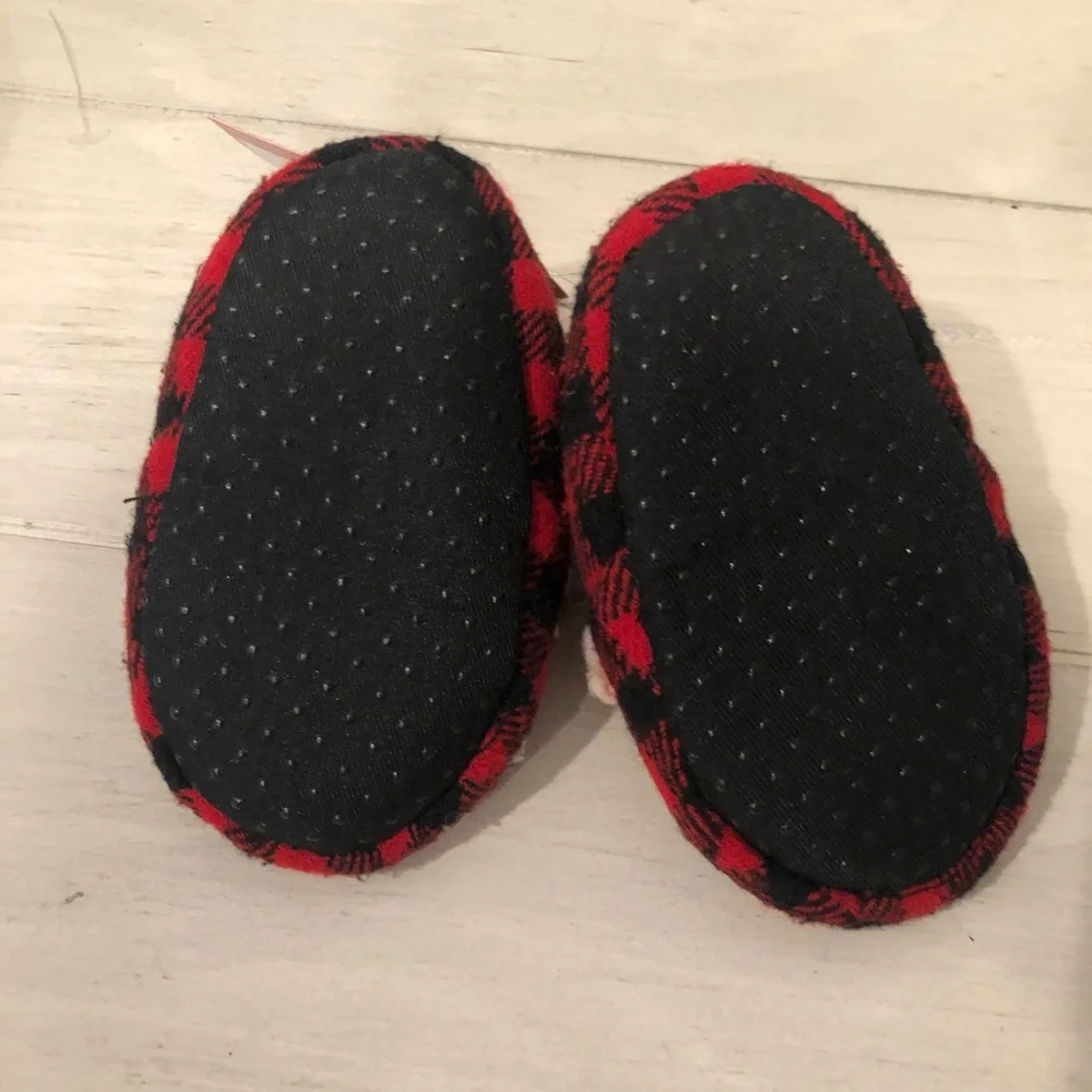Baby bear slippers